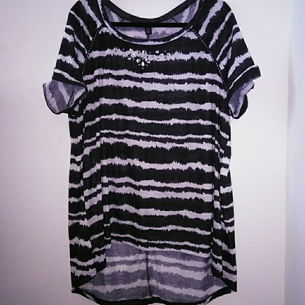 🎀 Tops with a ribbon symbol, French Laundry, NWOT